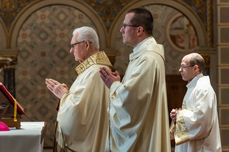 2024_04_12_elhunyt puspokok_27.jpg